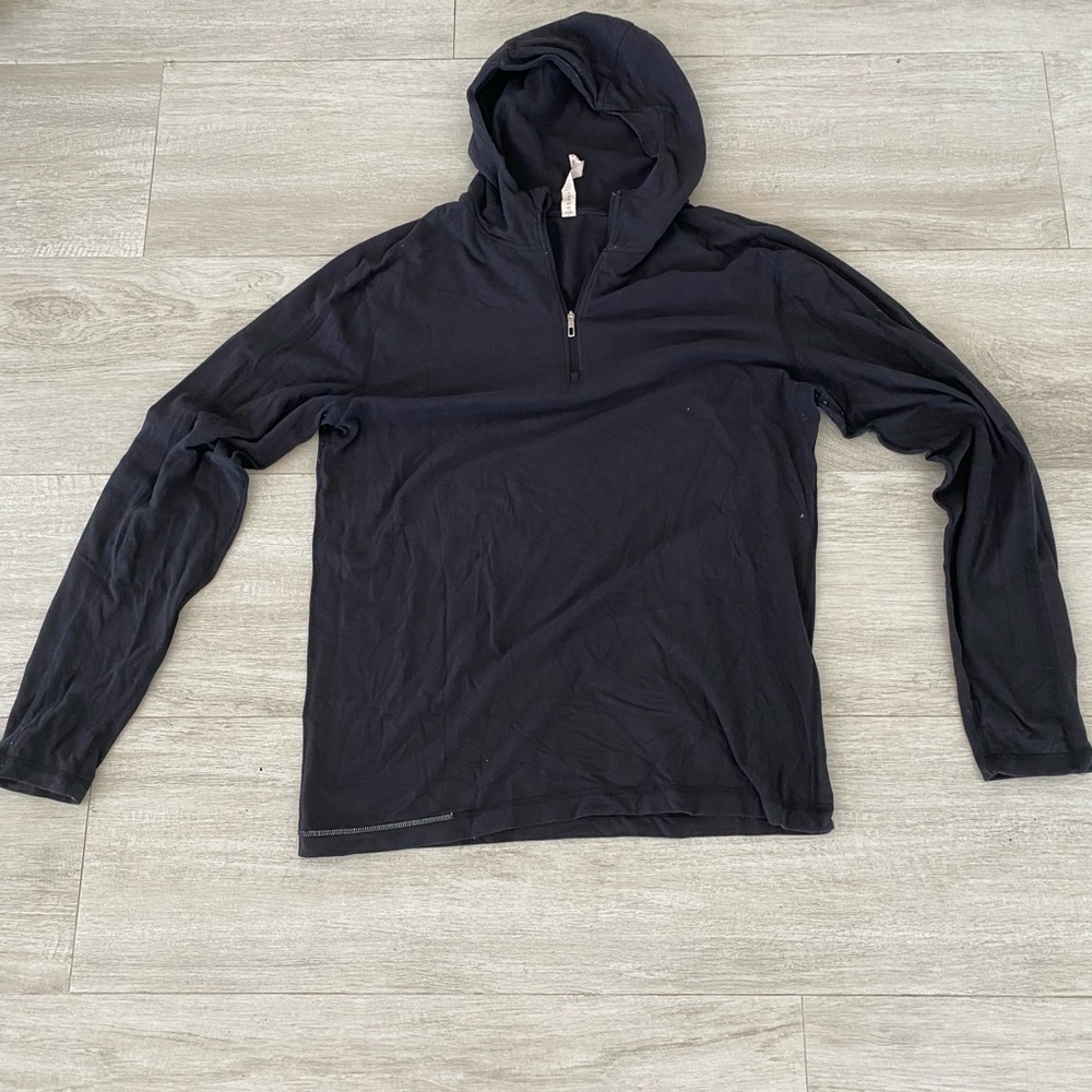 Lululemon men’s black quarter zip hoodie